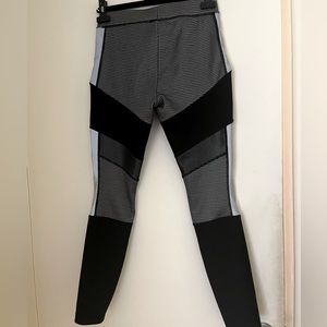 Alexander x H&M leggings with reflector material